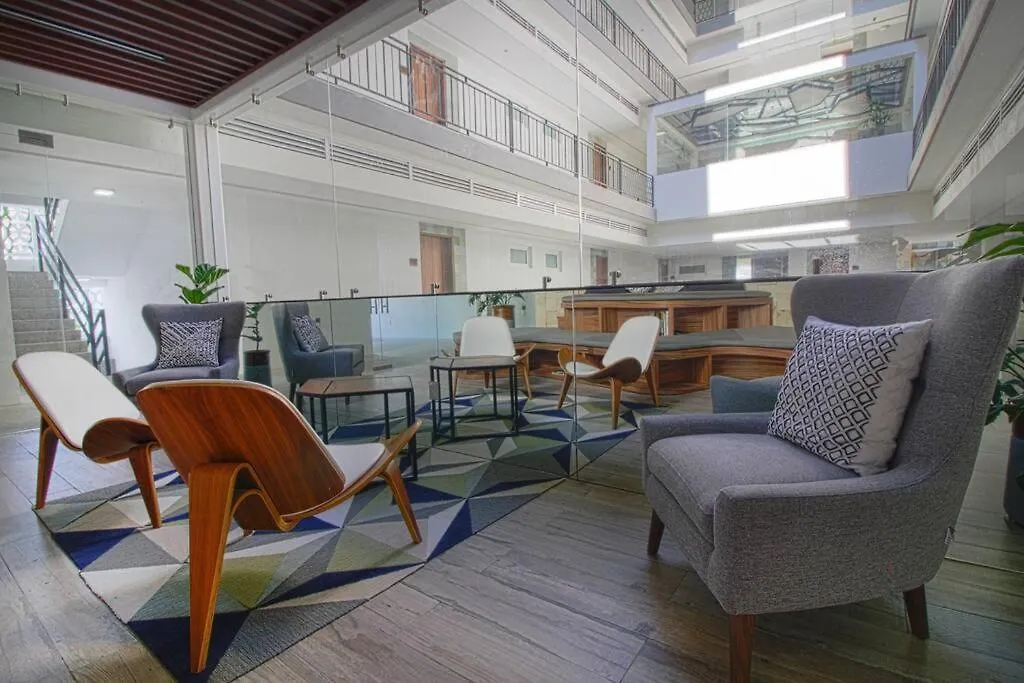 Avida - Stunning Rooftop Pool And Jacuzzi-1